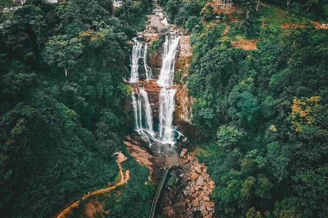 3 Days Nature and Chill Tour of Ella, Nuwara Eliya and Haputale - Day 1: Ramboda Waterfall, Gregory Lake, Horton Plains, and tea in Nuwara Eliya