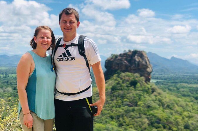 4 Days 3 Nights explore sri Lanka with Mirissa Cabs Sri Lanka - Day 3: Labookellie Tea Centre at 5,000 Feet and Ramboda Falls