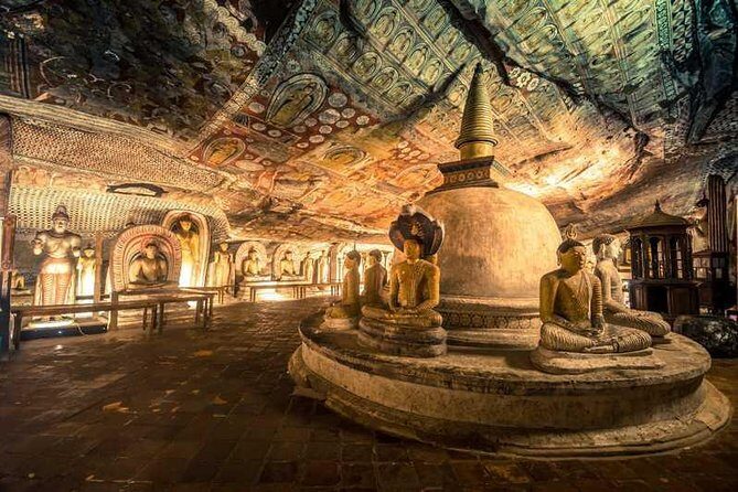6 Days Nature And Culture Tour - Day 6: Kandy Viewpoint, Peradeniya Royal Botanical Gardens, and Negombo