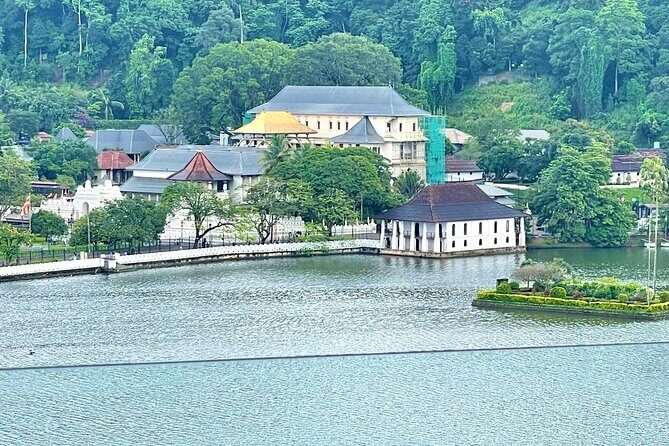 6Days Hill country Private Tour in Sri Lanka - Why This Route Works: Kandy, Tea Country, Ella, Bentota, Colombo