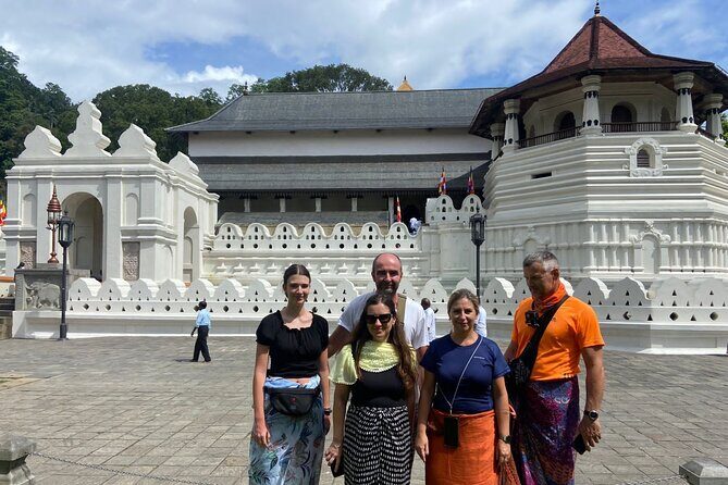 7 Day 6 Night Sri Lanka Culture and Beach Escape - Mirissa beach break at Coconut Tree Hill and Mirissa Beach