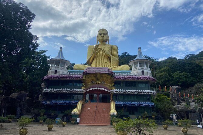 7 Day 6 Night Sri Lanka Culture and Beach Escape - Madu River safari and Colombo’s sunset promenade finale