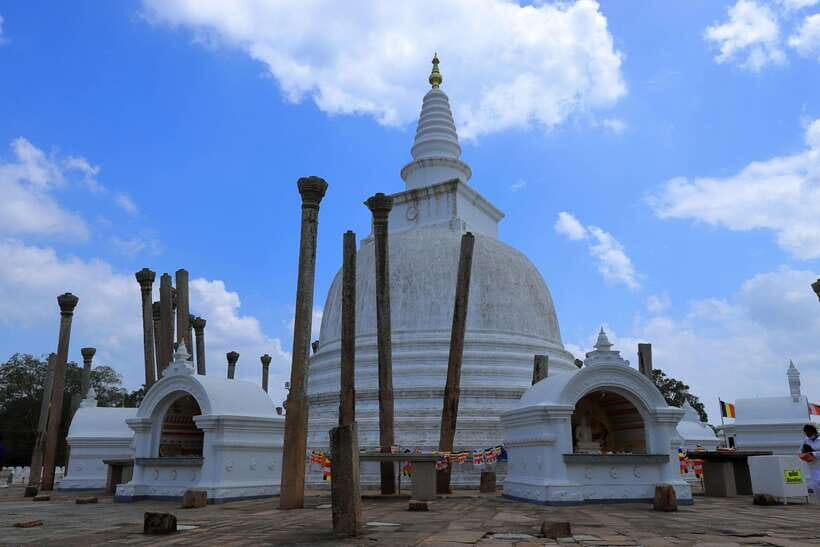 8-Day Sri Lanka Private Round Tour Hotels, Meals, Car, Guide - Ella to Tissamaharama: waterfalls, rock temple, and wildlife at dusk