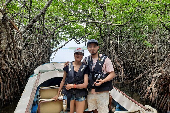 8 Days Private Guided Tour in Sri Lanka with accommodation (BB) - Where this 8-day route takes you (Colombo to Mirissa)