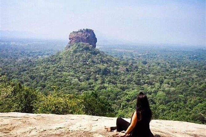 8 Days Private Guided Tour in Sri Lanka with accommodation (BB) - The Sigiriya Village Ayurveda day: hands-on culture instead of just photo stops