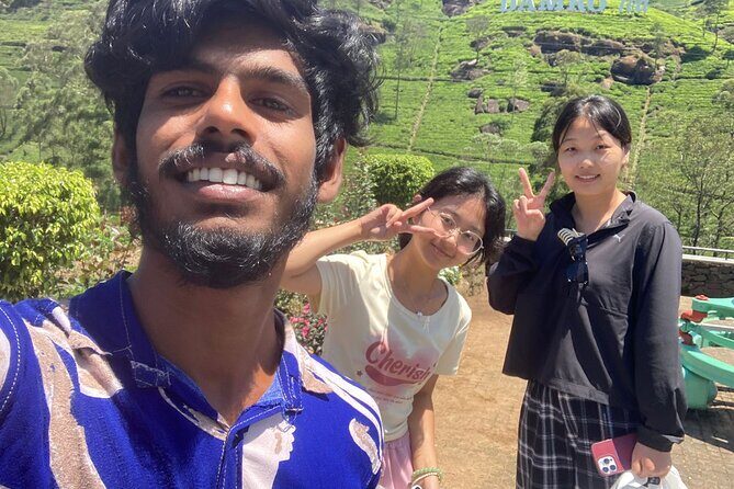 8 Days Sri Lanka Private Round Tour - Day 2: Kandy’s sacred relic, giant Buddha views, and night dance show