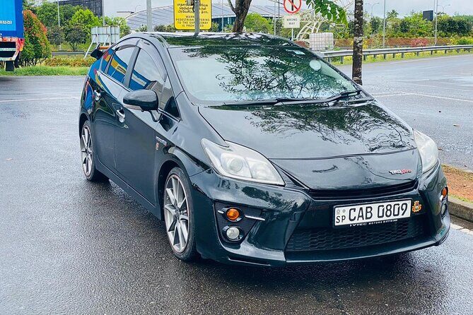 Airport Taxi Transfers from Colombo Airport to Mirissa - Finding your driver at Bandaranaike International (CMB) without stress