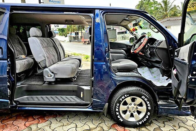 Airport Taxi Transfers from Colombo Airport to Mirissa - The drive south: what the 2-hour ride feels like