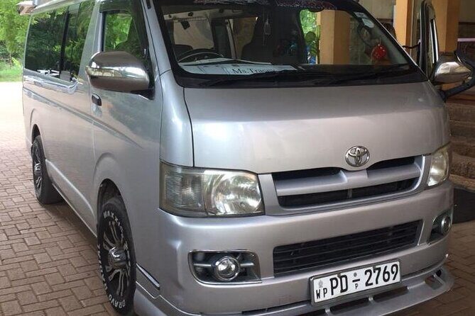 Airport to Negombo Hotel Transfer / Taxi (Airport Transfer) - The ride to Negombo: what 20 to 30 minutes feels like