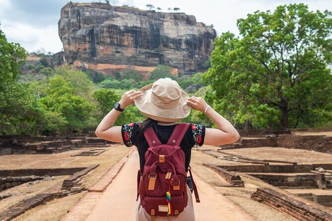 All Inclusive 5-Days Highlights of Sri Lanka - Sigiriya: climbing Sri Lanka’s most dramatic rock scene