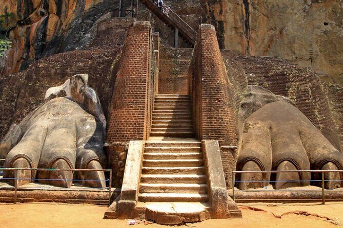 All-inclusive Day Tour of Sigiriya & Dambulla from Colombo - Key highlights worth waking up for