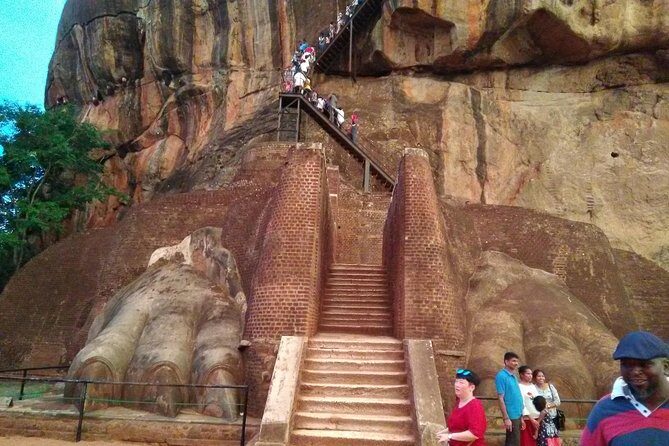 All inclusive Private Day tour Sigiriya, Dambulla & traditional village tour - Key things to know before you go