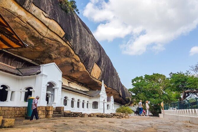 All Inclusive Sigiriya and Dambulla Private Day Tour from Colombo - Private Guide-Driver Service: When Flexibility Turns Into a Better Day