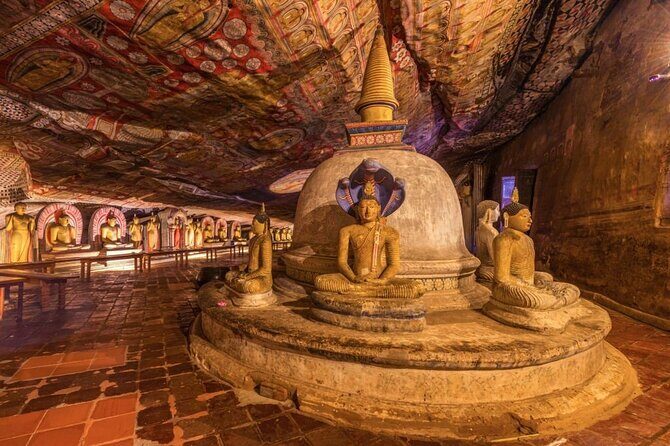 All Inclusive Sigiriya and Dambulla Private Day Tour from Colombo - Sigiriya Lion Rock: Ancient Frescoes and the View Reward