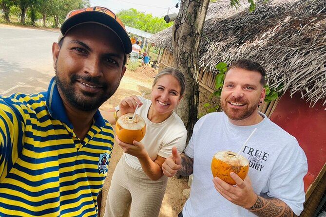 All-Island Private Tour – Tailor-Made Sri Lanka Experience - Day 3: The Temple of the Sacred Tooth Relic and the Nine Arches Bridge to Ella