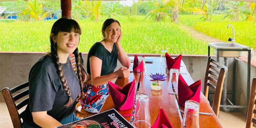 Ambuluwawa Tour : From Kandy with Tea Factory Visit - Optional gem museum, wood carving, batik, and Lanka silk shops