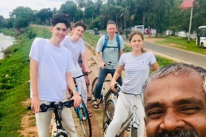 Anuradhapura Heritage Mountain bike / bicycle Tour - Starting in Anuradhapura: Where to Meet and How the Ride Gets Going
