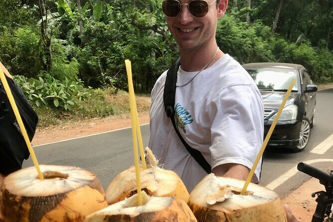 Anuradhapura Heritage Mountain bike / bicycle Tour - Stop-by-Stop: From Jetavanaramaya to the Sacred Fig Tree