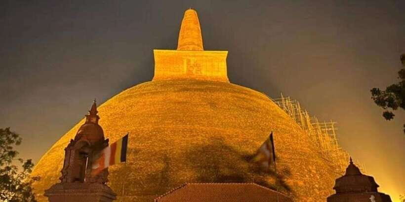 Anuradhapura Private Ancient City Day Tour - The “start easy” flow: pickup, tuk-tuk lesson, and first sights