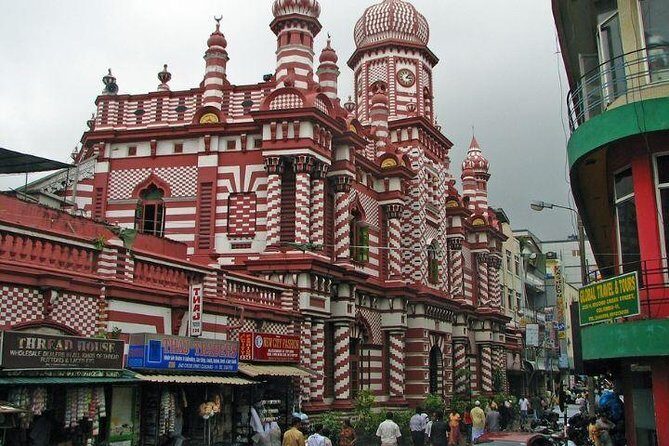 Colombo Airport Layover/Transit City Tour – 5 Hours - The Colombo Lighthouse, Fort clock tower area, and walking the Fort
