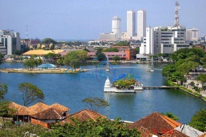 Colombo Airport Layover/Transit City Tour – 5 Hours - A Sri Lankan restaurant meal: your time, your choice