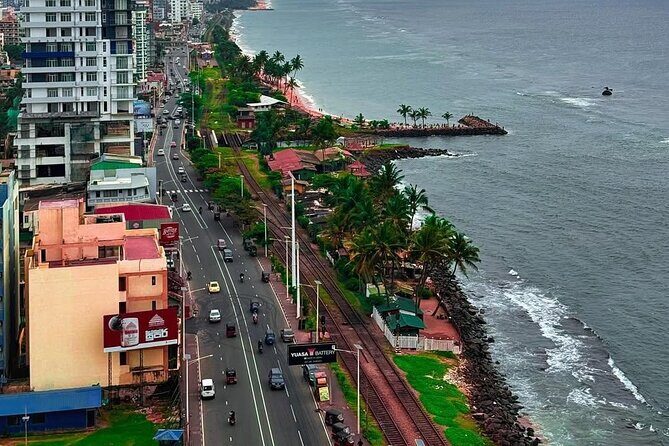 Colombo by Tuk Tuk – Sightseeing Entry Fees included - Temple Stop: Sri Kailawasanathan Swami Devasthanam Kovil