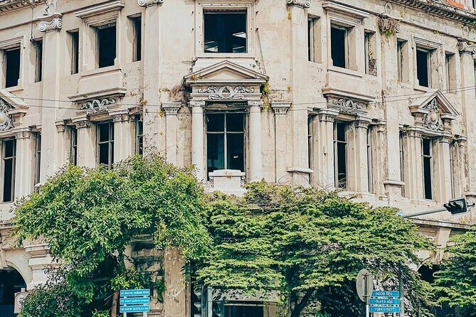 Colombo by Tuk Tuk – Sightseeing Entry Fees included - Colombo Fort: Rail Hub to Clock Tower to Colonial Facades