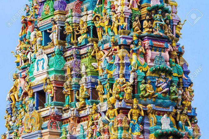 Colombo City Tour By Tuk Tuk - Sri Lanka gemstone museum stop: useful if you like crafts, awkward if you want pure sightseeing