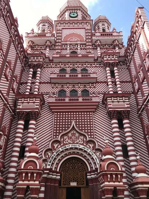 Colombo City Tour with Entry Tickets & Hotel Pickup - Key highlights at a glance
