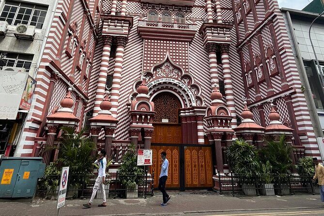 Colombo City Tour With Historical Places ( All Inclusive ) - Stop 4: Fort (Colombo) and the business-district feel