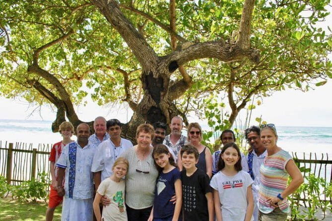 Colombo City Tuk Tuk Safari - Gangaramaya Temple and the art of short visits