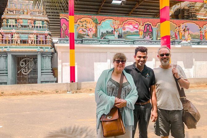 Colombo (CMB) Airport to Negombo City Private Transfer - What’s included (and what you’ll handle yourself)