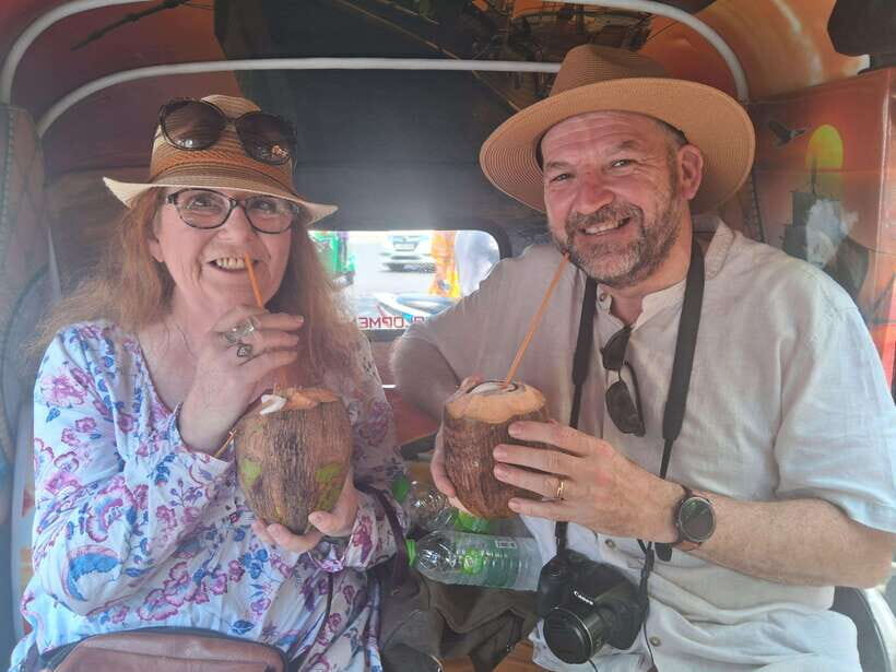 Colombo: Local Guide with Colombo City Tour by Tuk Tuk - Tea Factory Stop and the Included Tastings