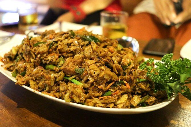 COLOMBO PRIVATE CITY TOUR WITH street food( All inclusive ) - The short version: what this Colombo street-food day is really like