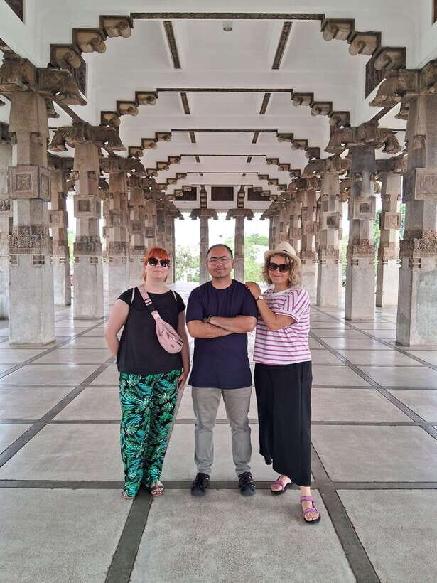 Colombo: Private Guided Tuk Tuk City Tour with Hotel Pickup - Dutch Hospital and Old Town Hall: the colonial-era details you’ll actually notice