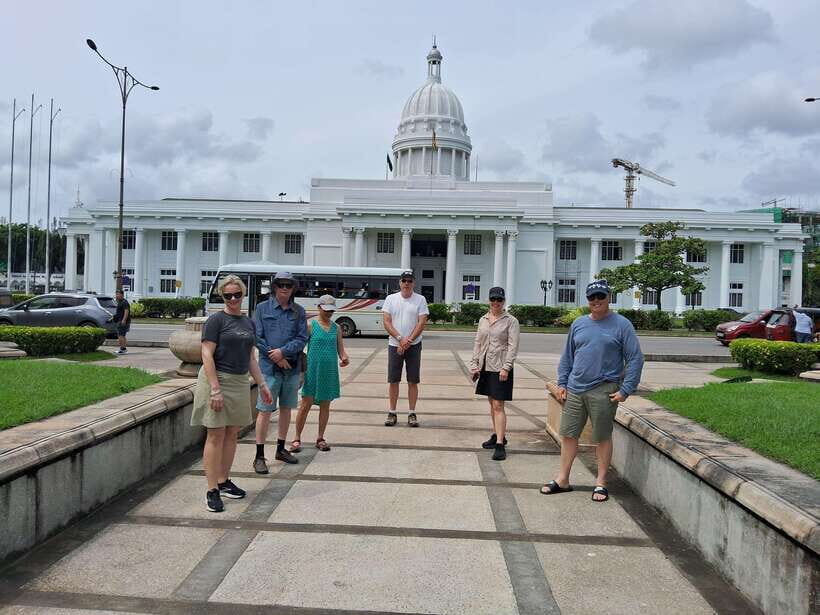 Colombo: Private Guided Tuk Tuk City Tour with Hotel Pickup - Independence Memorial, Galle Face Green, and Old Parliament
