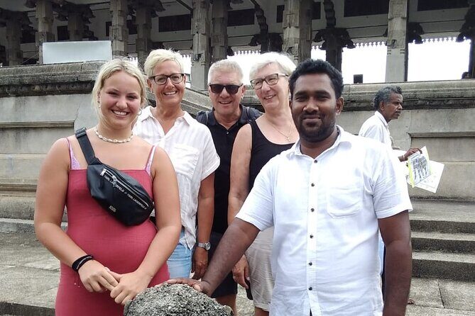 Colombo Sightseeing City Tour by Tuk-Tuk with Guide - Price and value: what $29 really buys