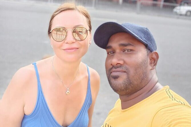 Colombo Sightseeing City Tour by Tuk-Tuk with Guide - Independence Memorial Hall to Colombo Fort Clock Tower: monuments with context
