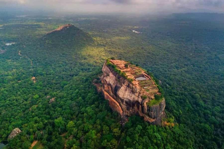 Colombo: Sigiriya Rock Fortress & Dambulla Cave Temple Tour - Comfort Tips: Sun, Rain, Stone Steps, and Temple Rules