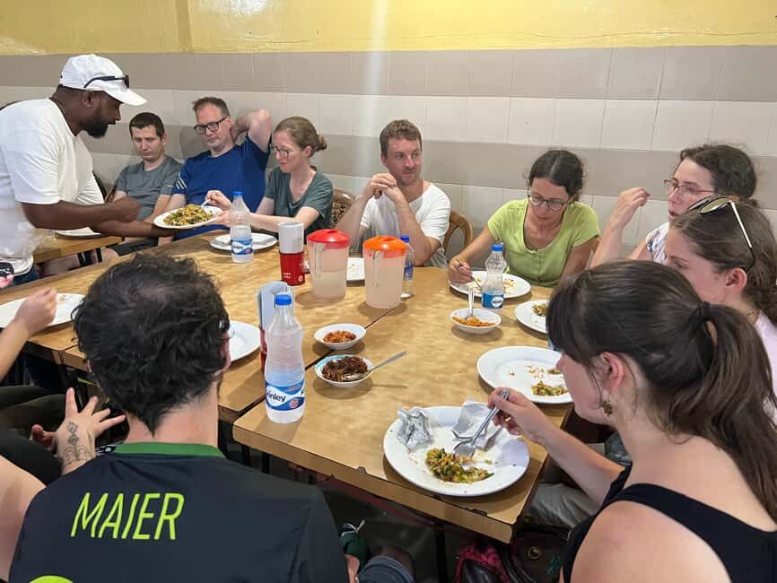 Colombo: Tastiest Local Food Tour by Tuk-Tuk Meals Included - Drinks along the way: juice, coconut water, ginger beer, and tea