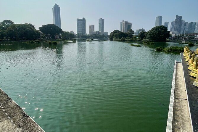 Colombo Tuk Tuk City Tour - Viharamahadevi Park and Independence Square: shortcuts to Colombo’s story