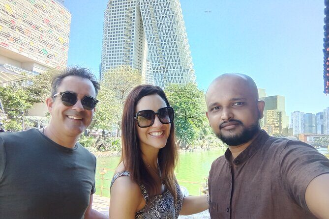 Colombo Tuk Tuk City Tour - Traffic, comfort, and what makes the drivers a big deal