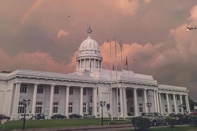 Colombo TUK TUK CITY Tours -Sightseeing Entry Fees - Colombo Fort starting points: Clock Tower, Jami Ul-Alfar Mosque, and the Dutch Hospital