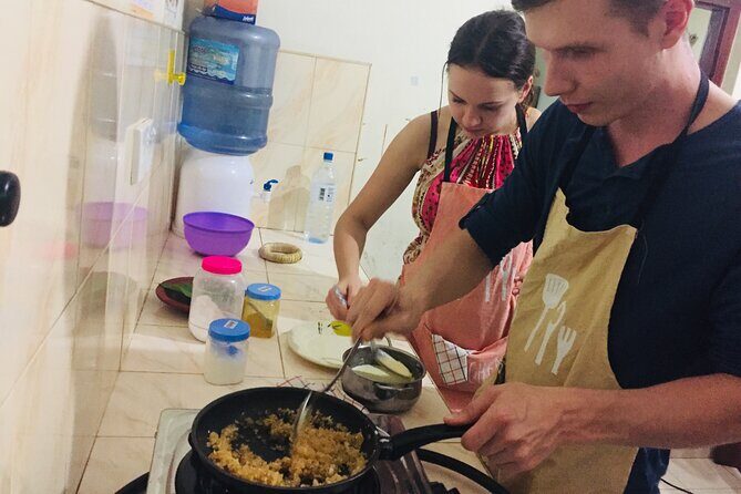 Cooking Classes in Sri Lanka - Market visit upgrade: picking produce and hearing spice stories