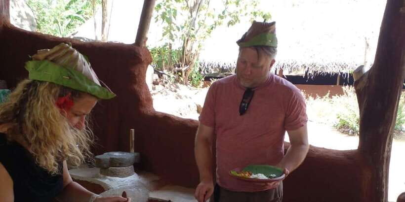 Dambulla: Caves Temple & Traditional Village Tour with Lunch - The Photo Stops and Free-Time Breaks That Keep It Enjoyable