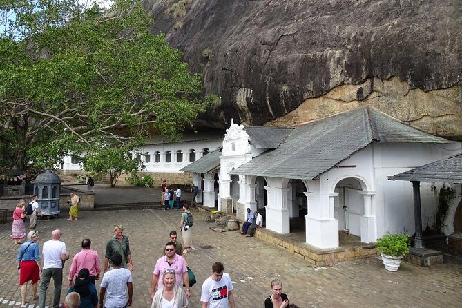 Dambulla, Sigiriya and Pidurangala Tour from Kandy - Sigiriya: ancient rock fortress with real climbing time