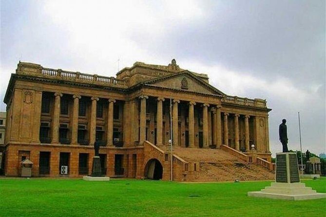 Day Colombo City Tour - Independence Square: the free history stop that sharpens perspective