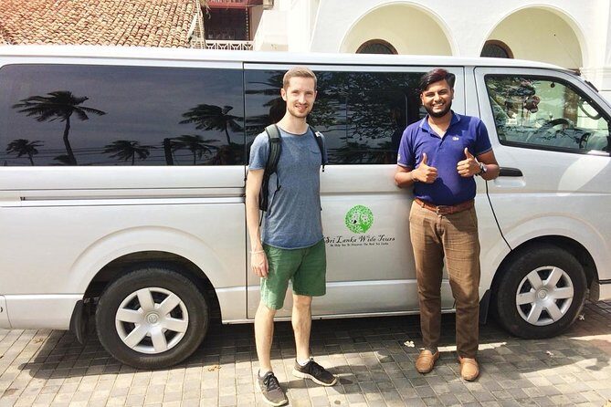 Day tour of Galle - Lunch at A Minute by Tuk Tuk: convenient, not a wild gamble