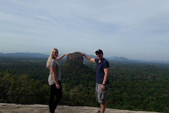 Day tour to Minneriya National Park,Sigiriya & Dambulla from Kandy - The route: how you go from Kandy to Sigiriya, Dambulla, and Minneriya