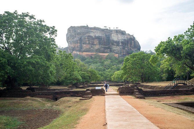 Day tour to Sigiriya,Dambulla & Polannaruwa (3 word heritage places) from Kandy - Polonnaruwa Ancient City: royal remains you can actually read